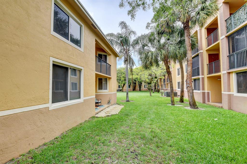 500 Scotia Drive Unit: 206