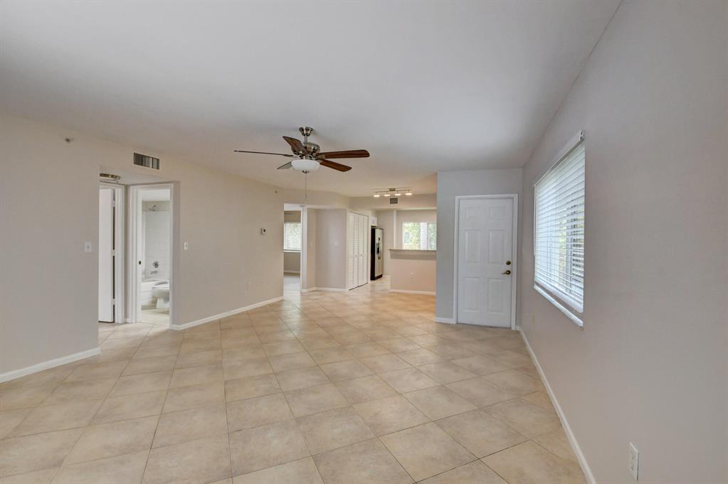 500 Scotia Drive Unit: 206