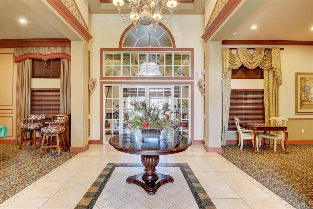 500 Scotia Drive Unit: 206