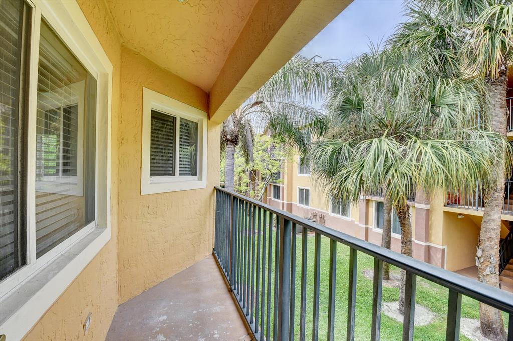 500 Scotia Drive Unit: 206