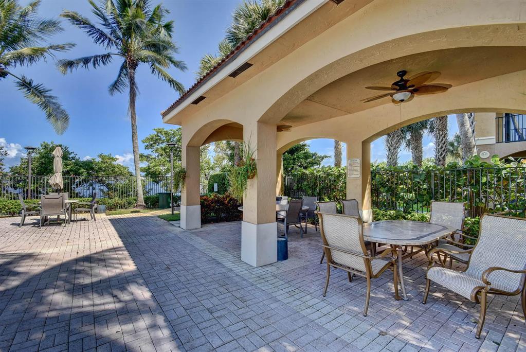 500 Scotia Drive Unit: 206