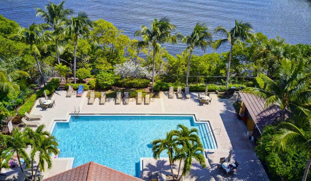 500 Scotia Drive Unit: 206