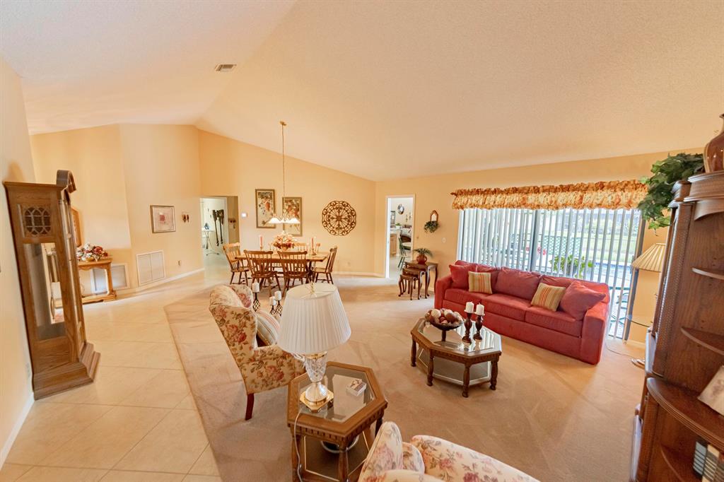 4043 NW 73rd Way