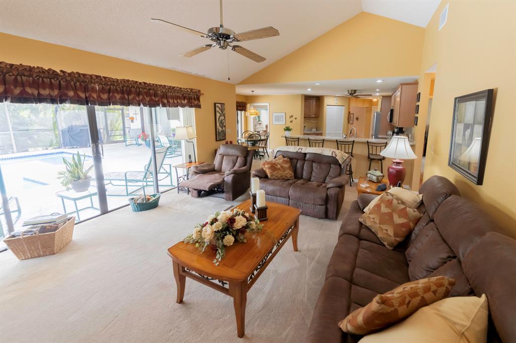 4043 NW 73rd Way