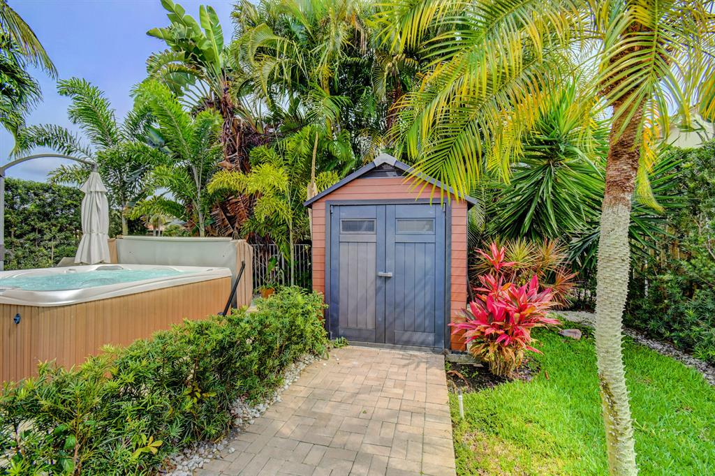 3527 Stratton Lane