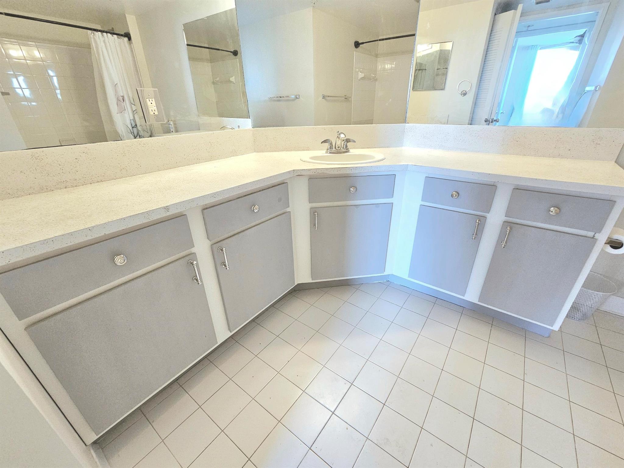 1200 Scotia Drive Unit: 501