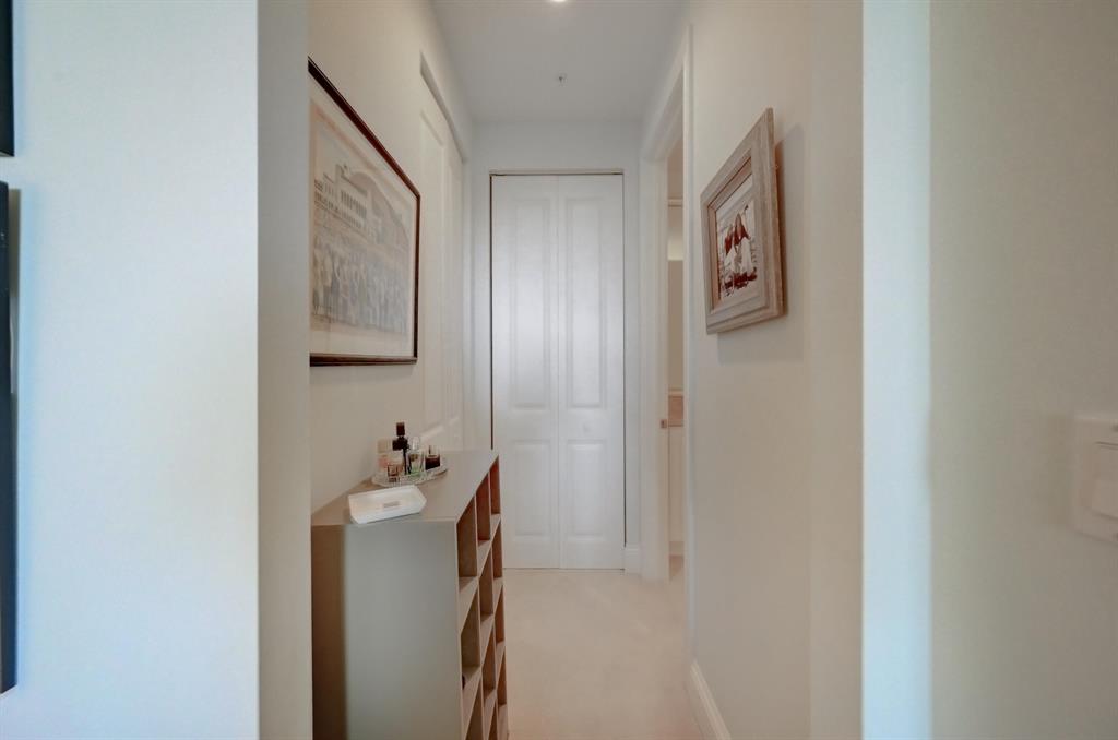 226 N Latitude Circle Unit: 311e