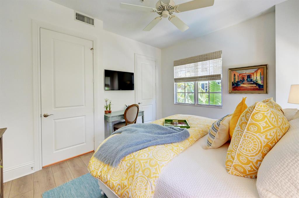 226 N Latitude Circle Unit: 311e