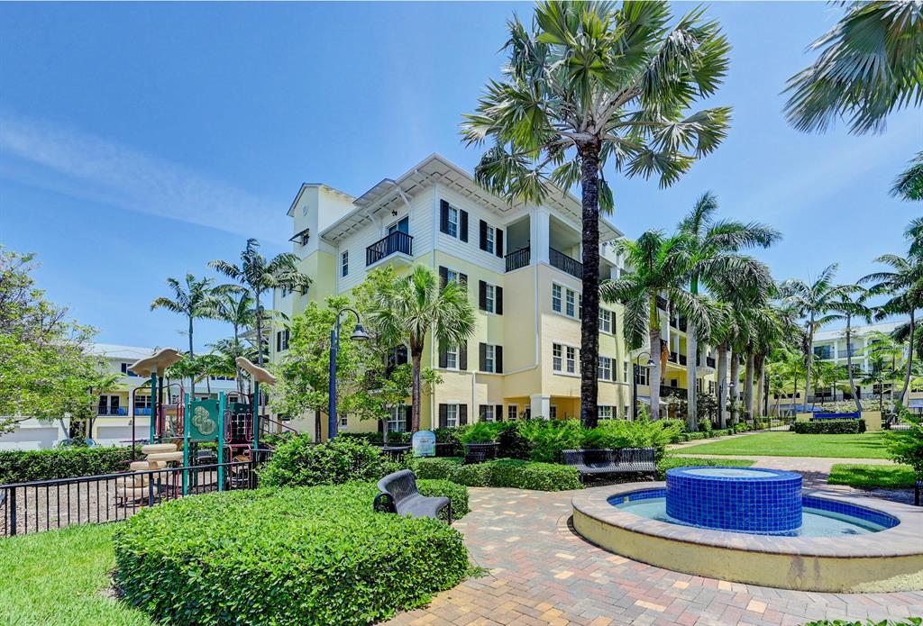 226 N Latitude Circle Unit: 311e