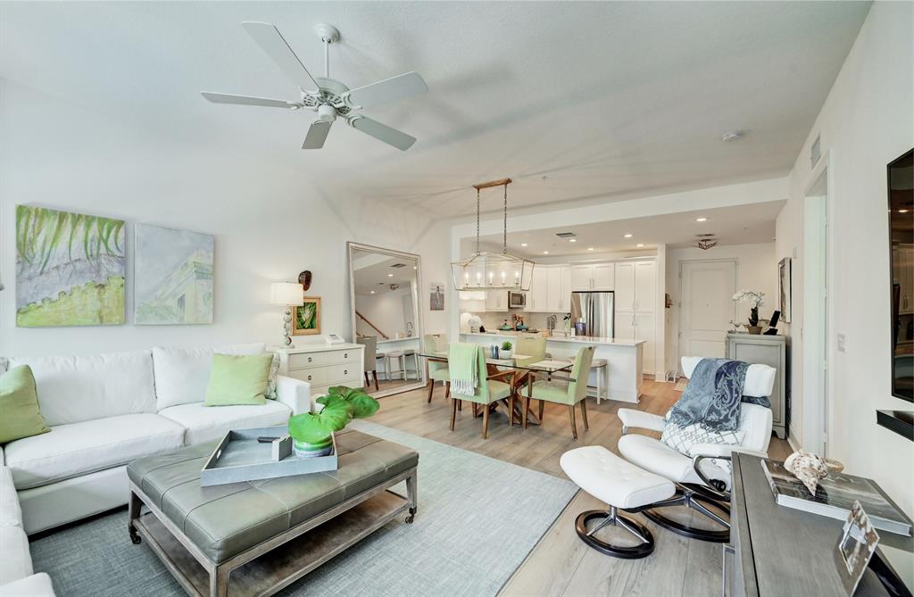 226 N Latitude Circle Unit: 311e