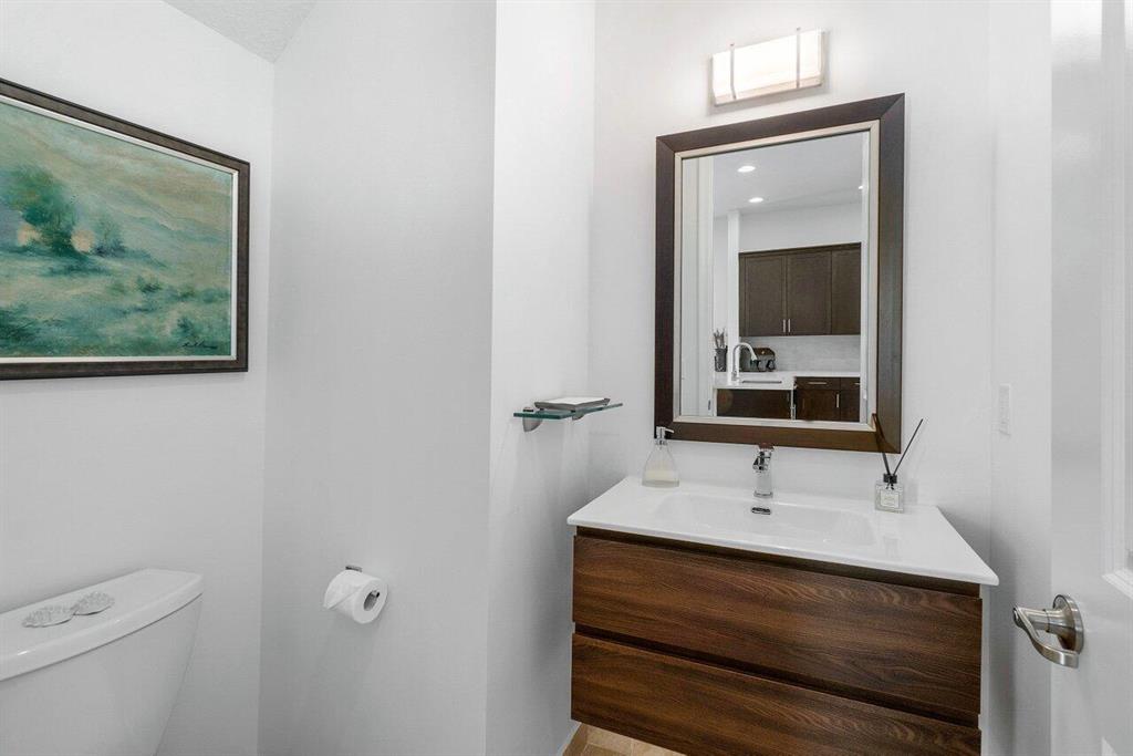 22954 Clear Echo Drive Unit: 31