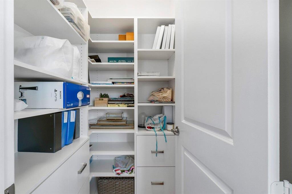 22954 Clear Echo Drive Unit: 31