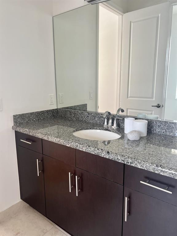 22954 Clear Echo Drive Unit: 31