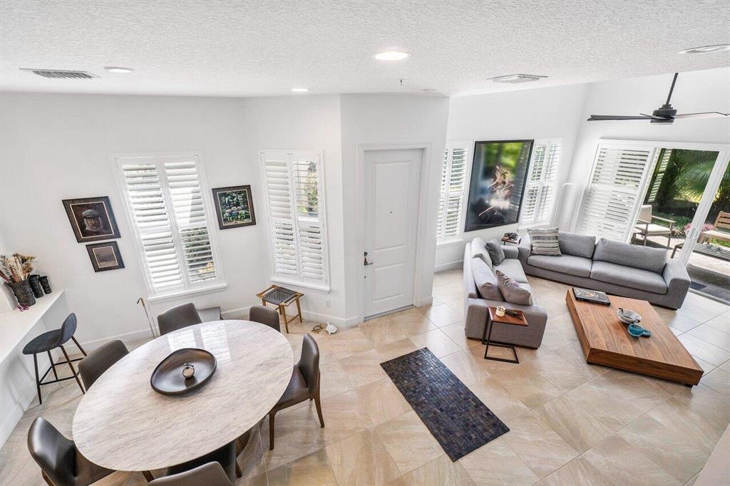 22954 Clear Echo Drive Unit: 31
