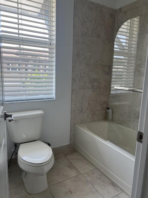 22954 Clear Echo Drive Unit: 31