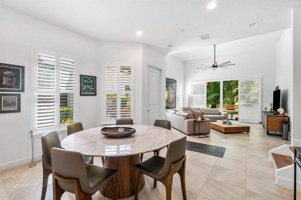 22954 Clear Echo Drive Unit: 31