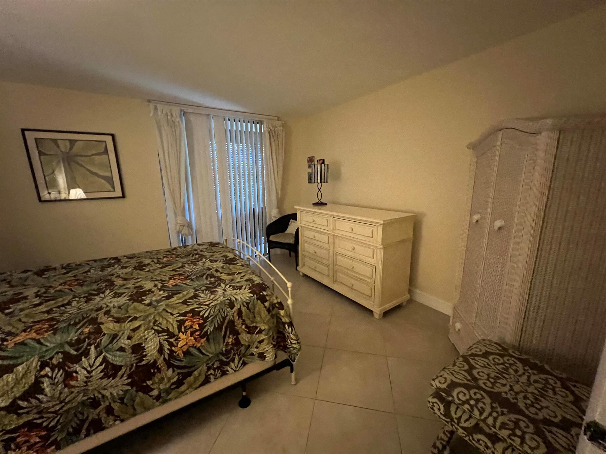 5220 Las Verdes Circle 110