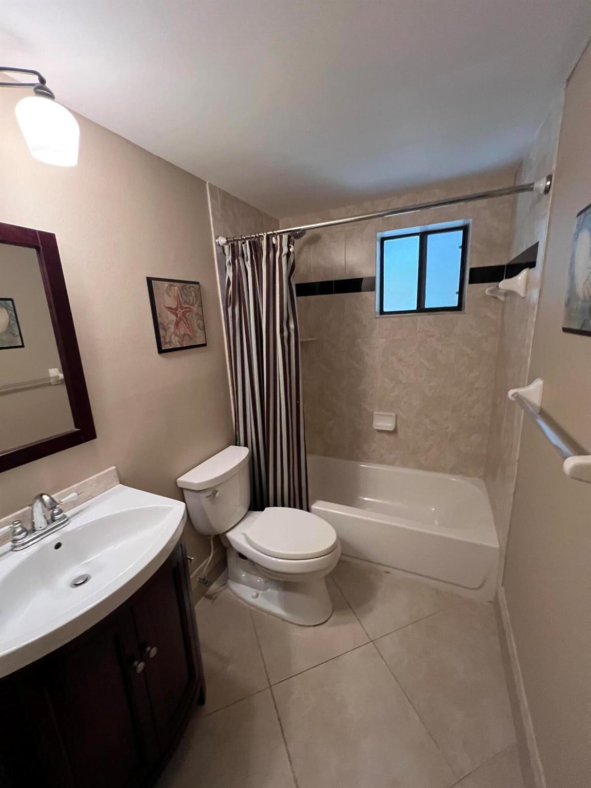 5220 Las Verdes Circle 110