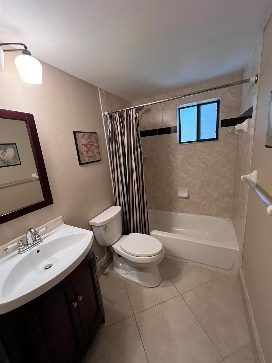 5220 Las Verdes Circle 110