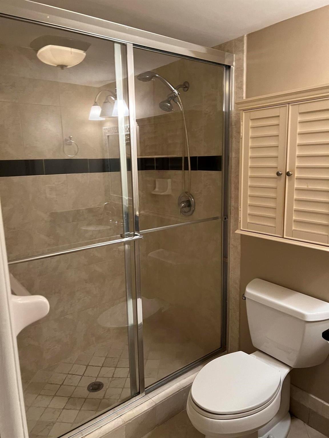 5220 Las Verdes Circle 110