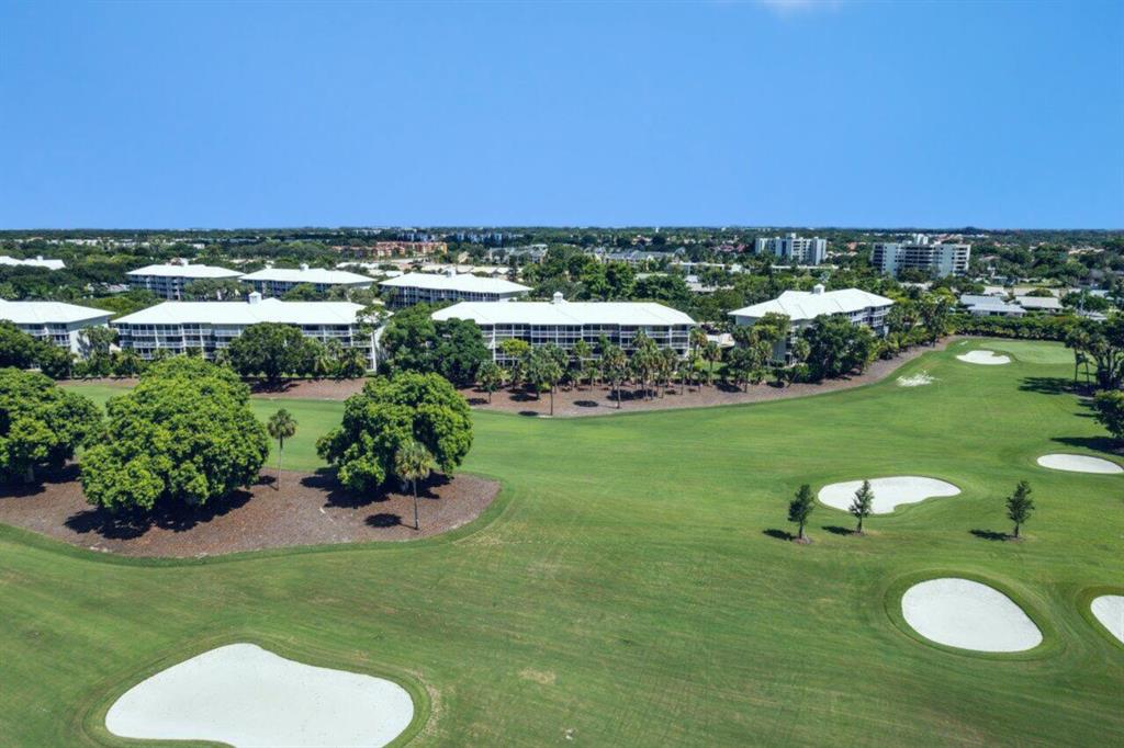 6073 Balboa Circle Unit: 305
