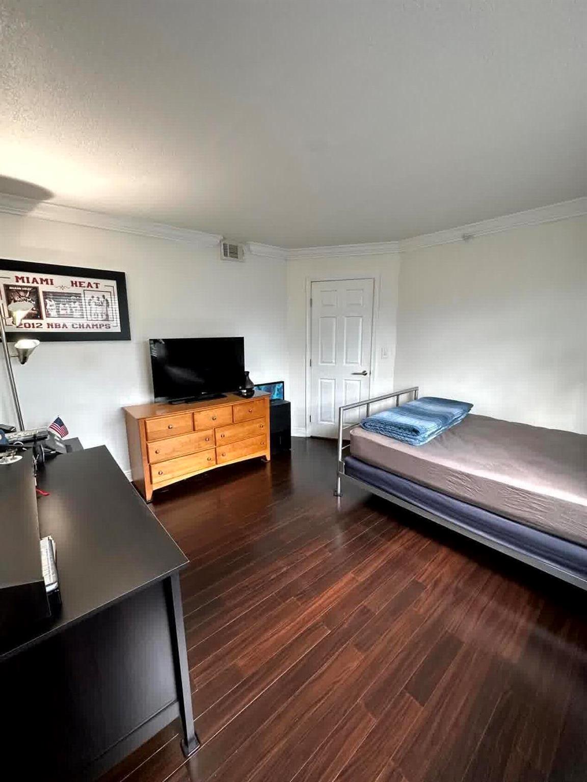 9235 SW 8th Street Unit: 108