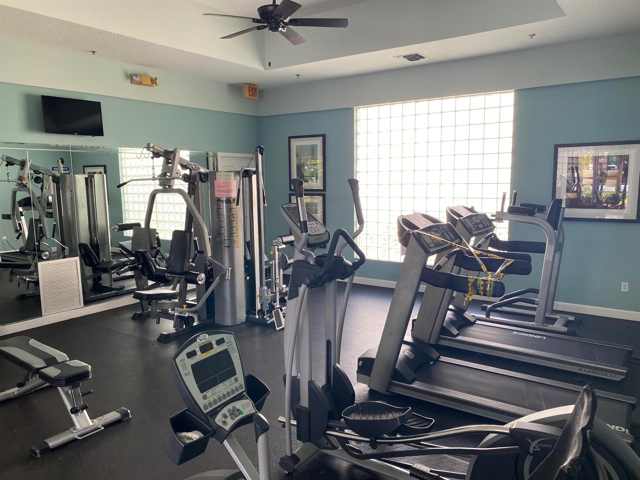 460 NW 67th Street NW Unit: L207