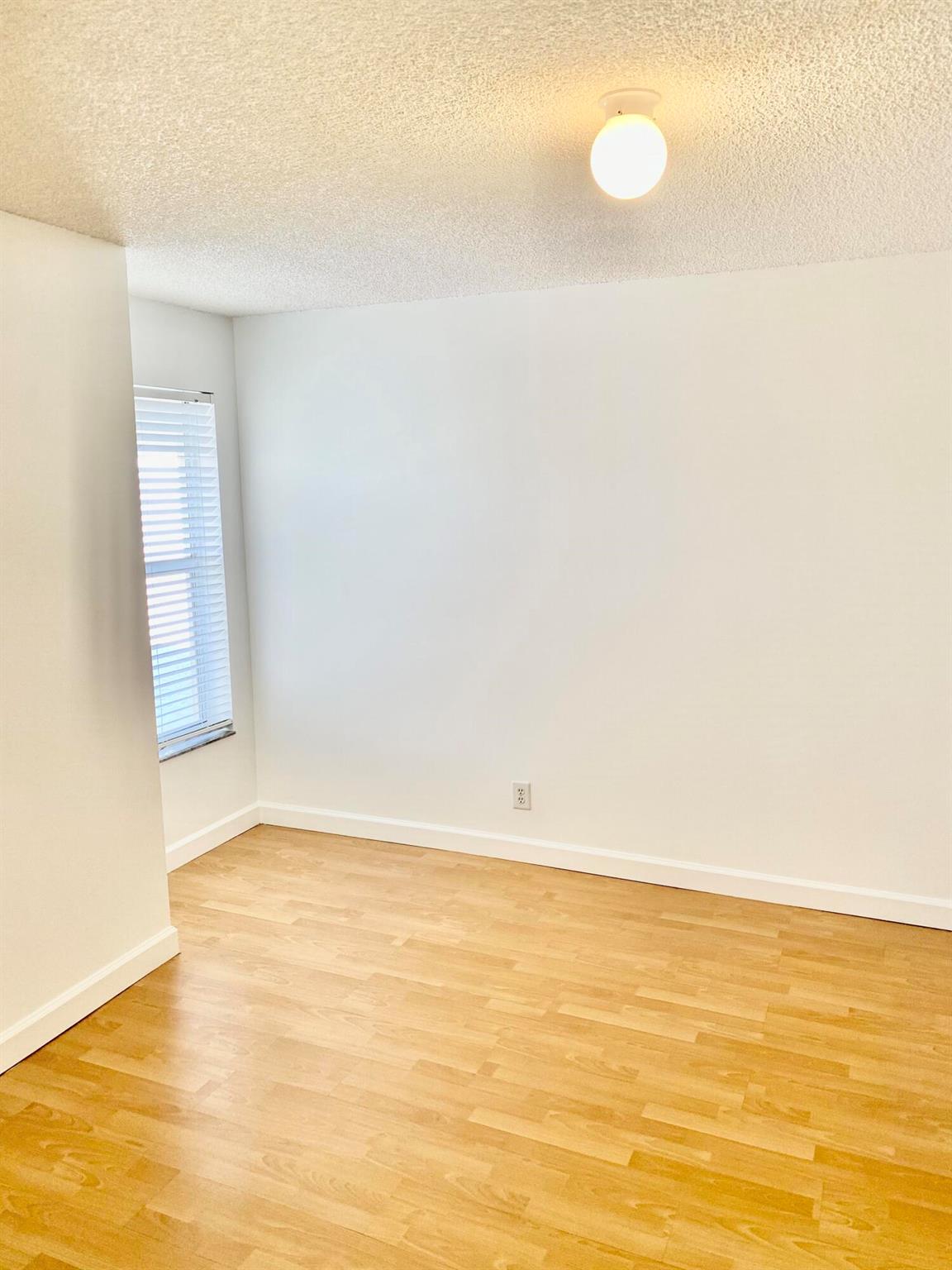 460 NW 67th Street NW Unit: L207