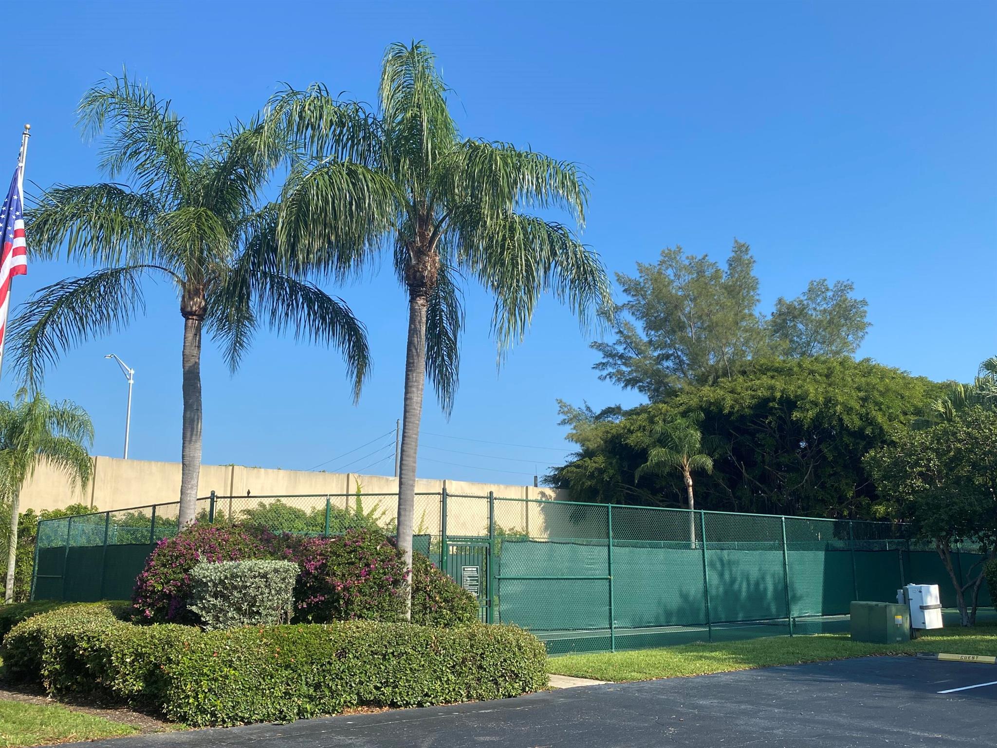 460 NW 67th Street NW Unit: L207
