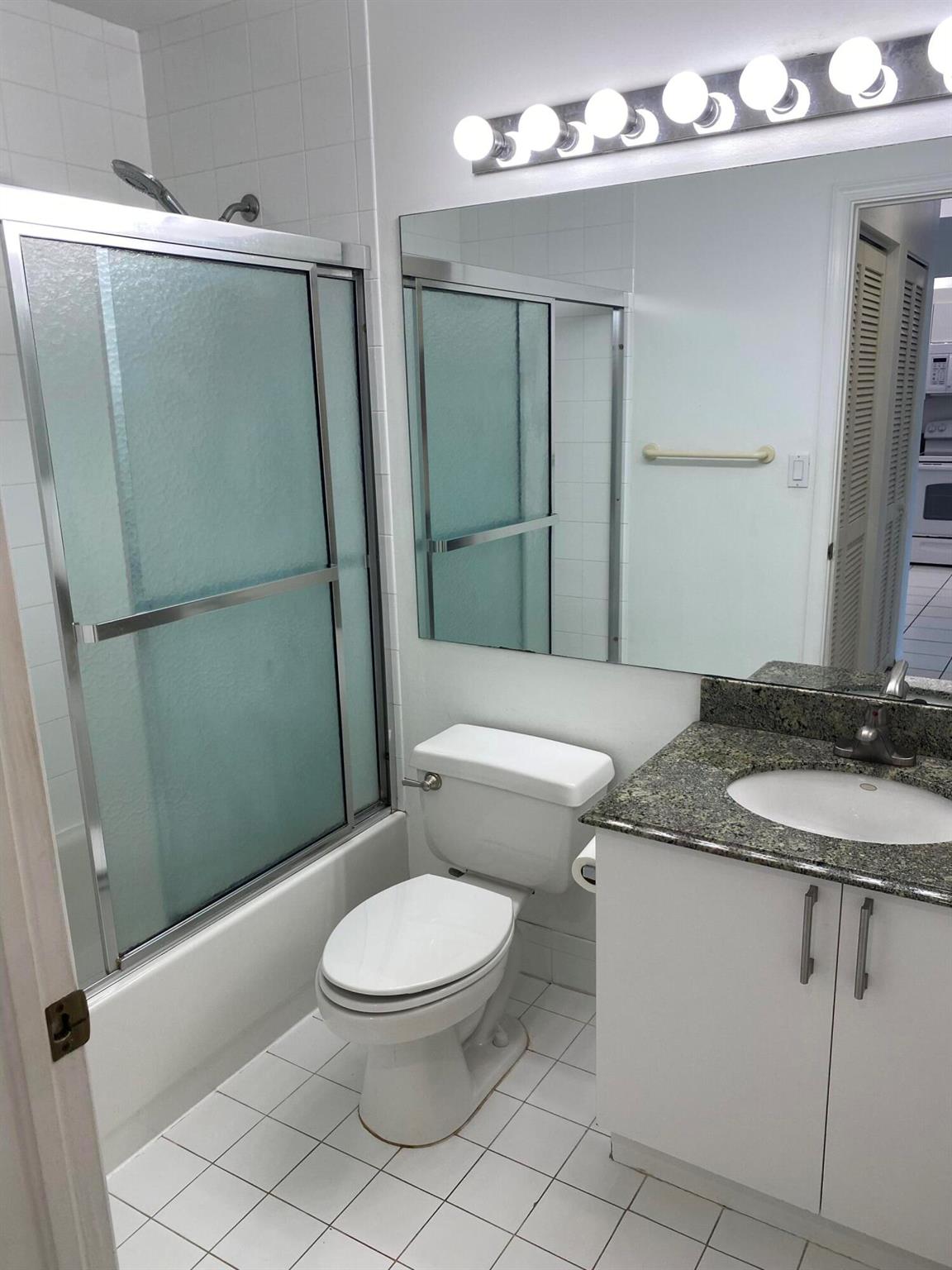 460 NW 67th Street NW Unit: L207