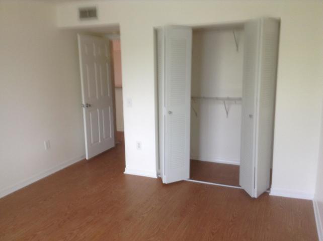 114 Villa Circle Unit: 114