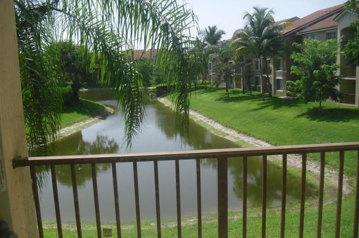 114 Villa Circle Unit: 114