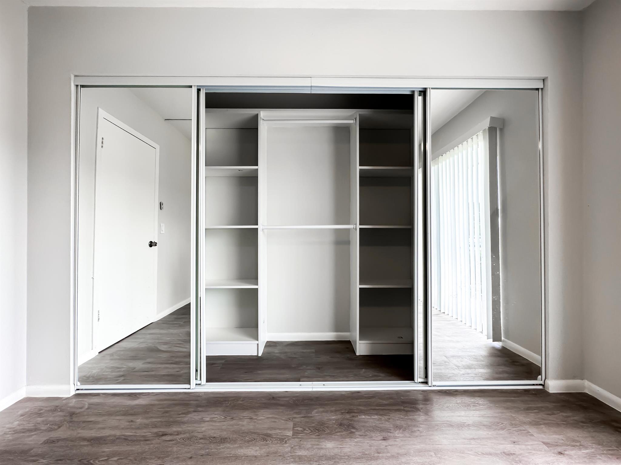 218 Preston F Unit: 218