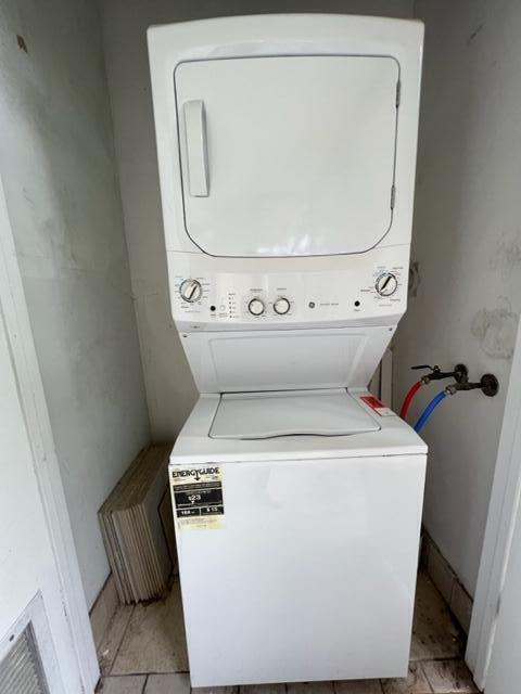 6772 Palmetto Circle S Unit: 206