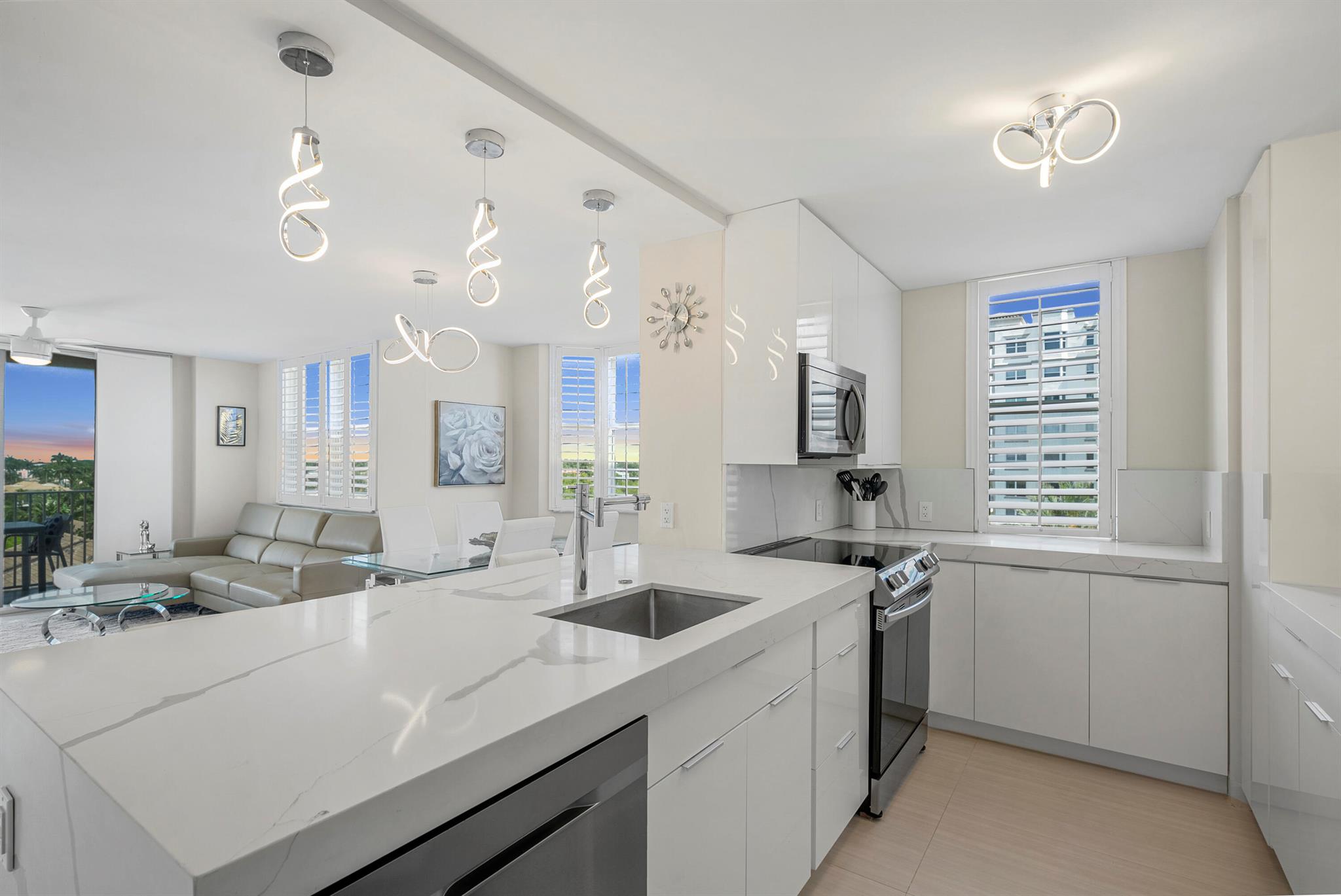 3606 S Ocean Boulevard Unit: 607