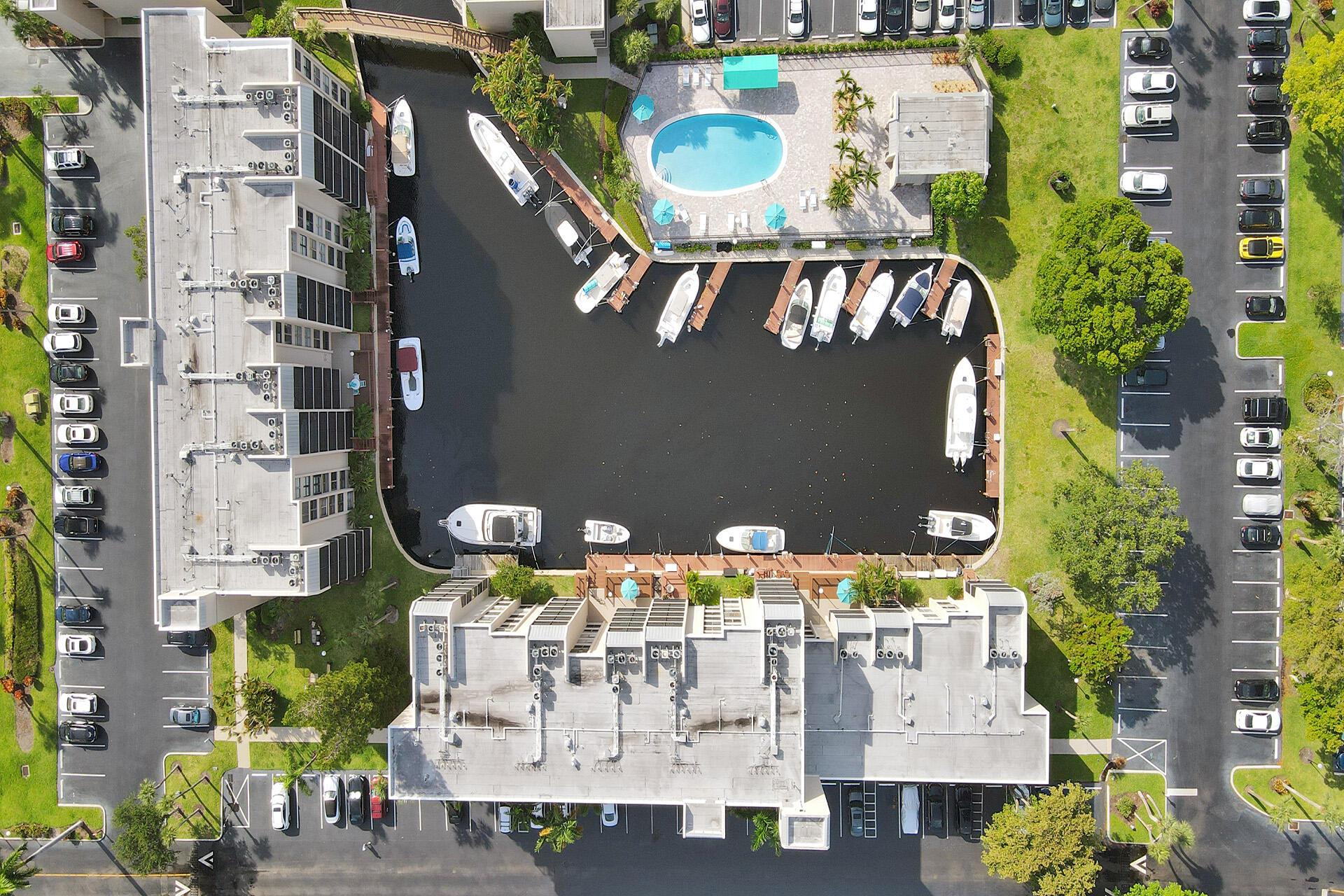 4 Royal Palm Way Unit: 308