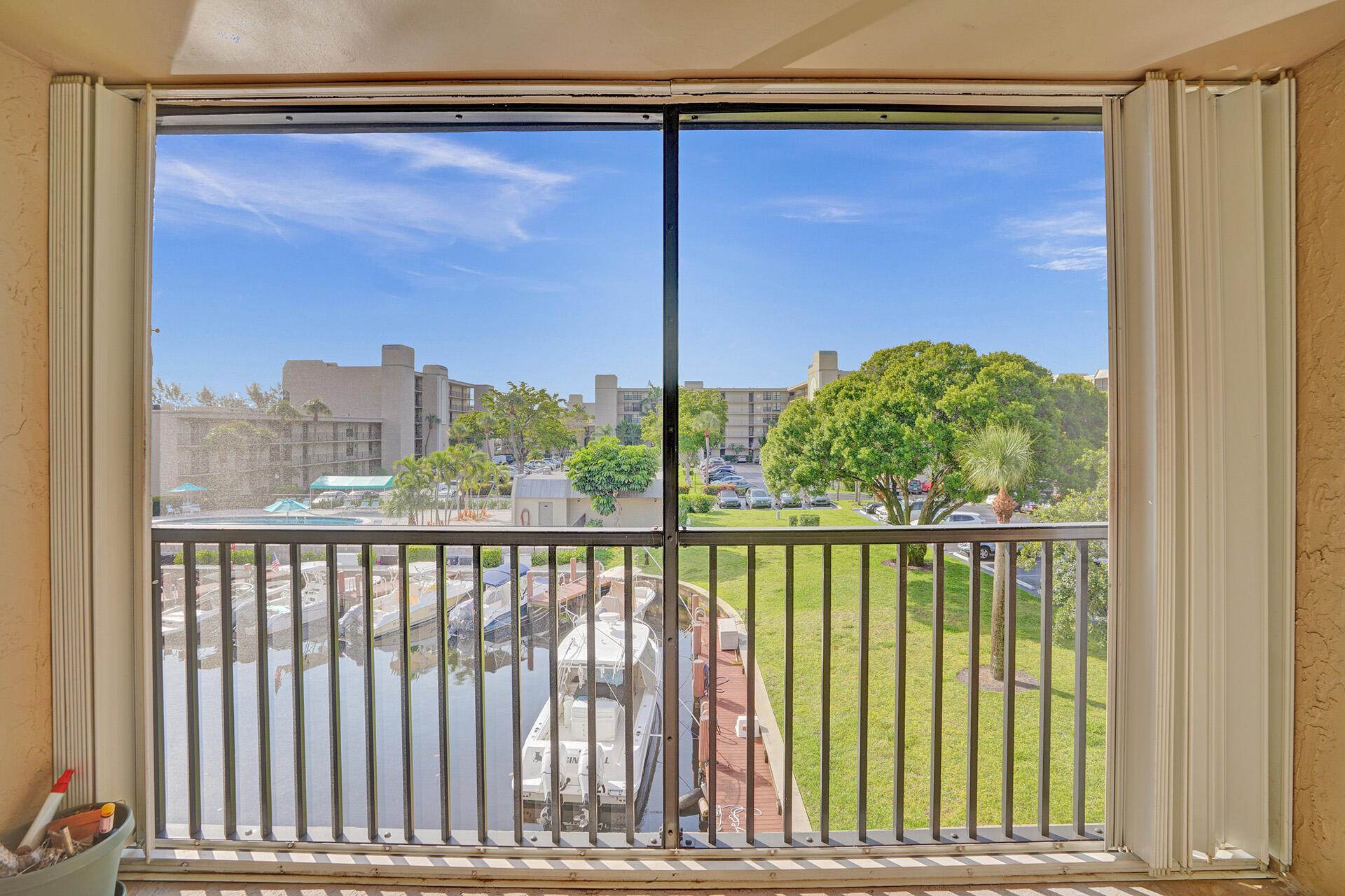 4 Royal Palm Way Unit: 308