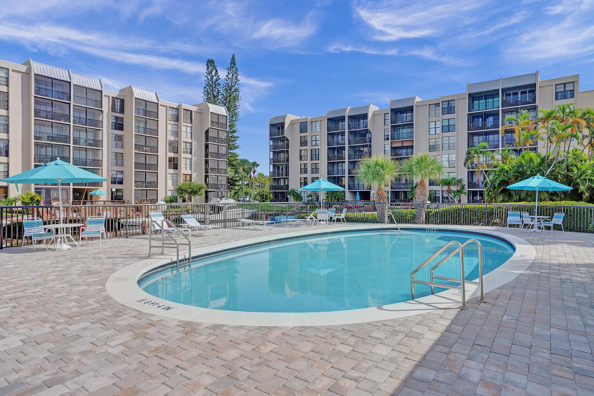 4 Royal Palm Way Unit: 308