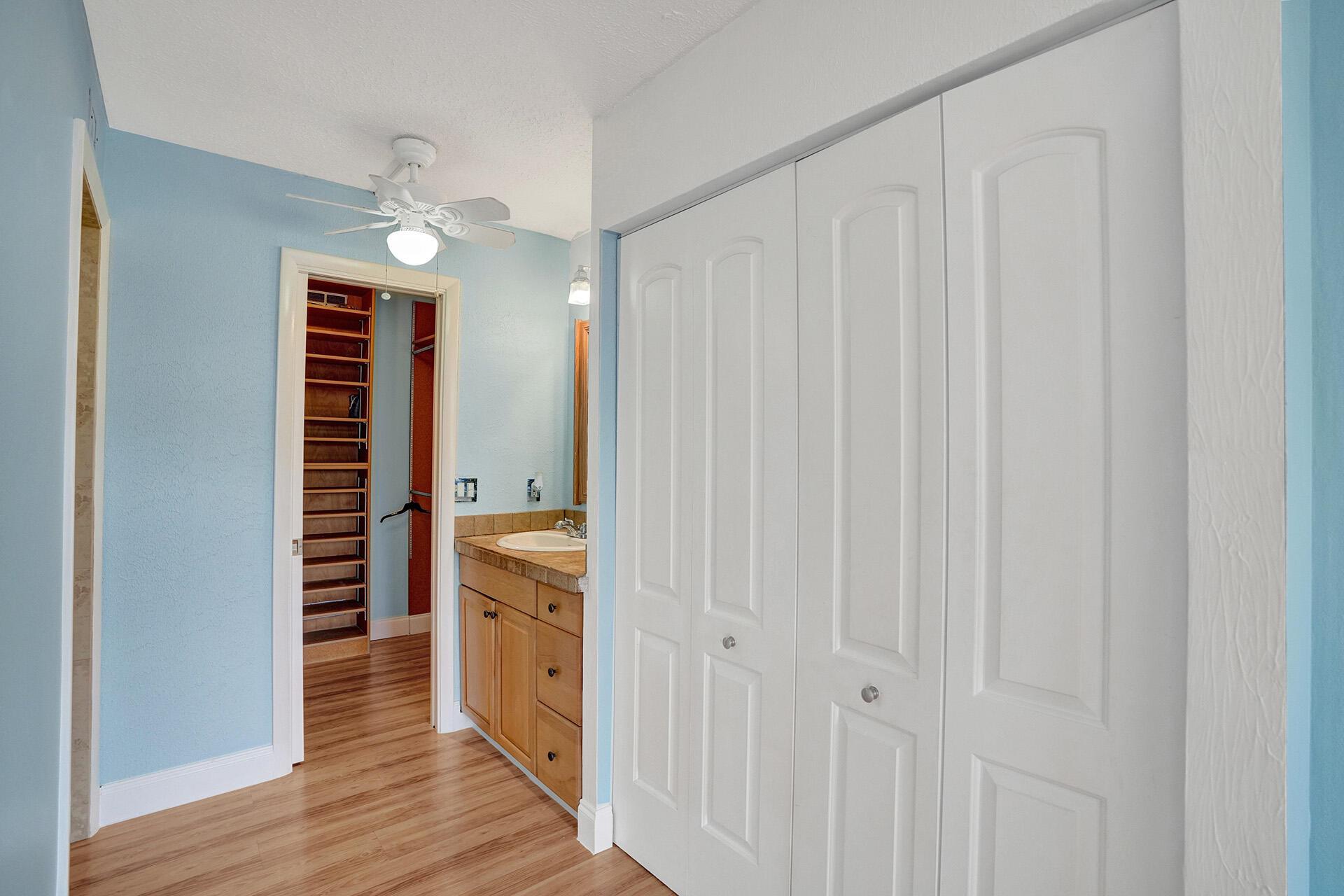 4 Royal Palm Way Unit: 308