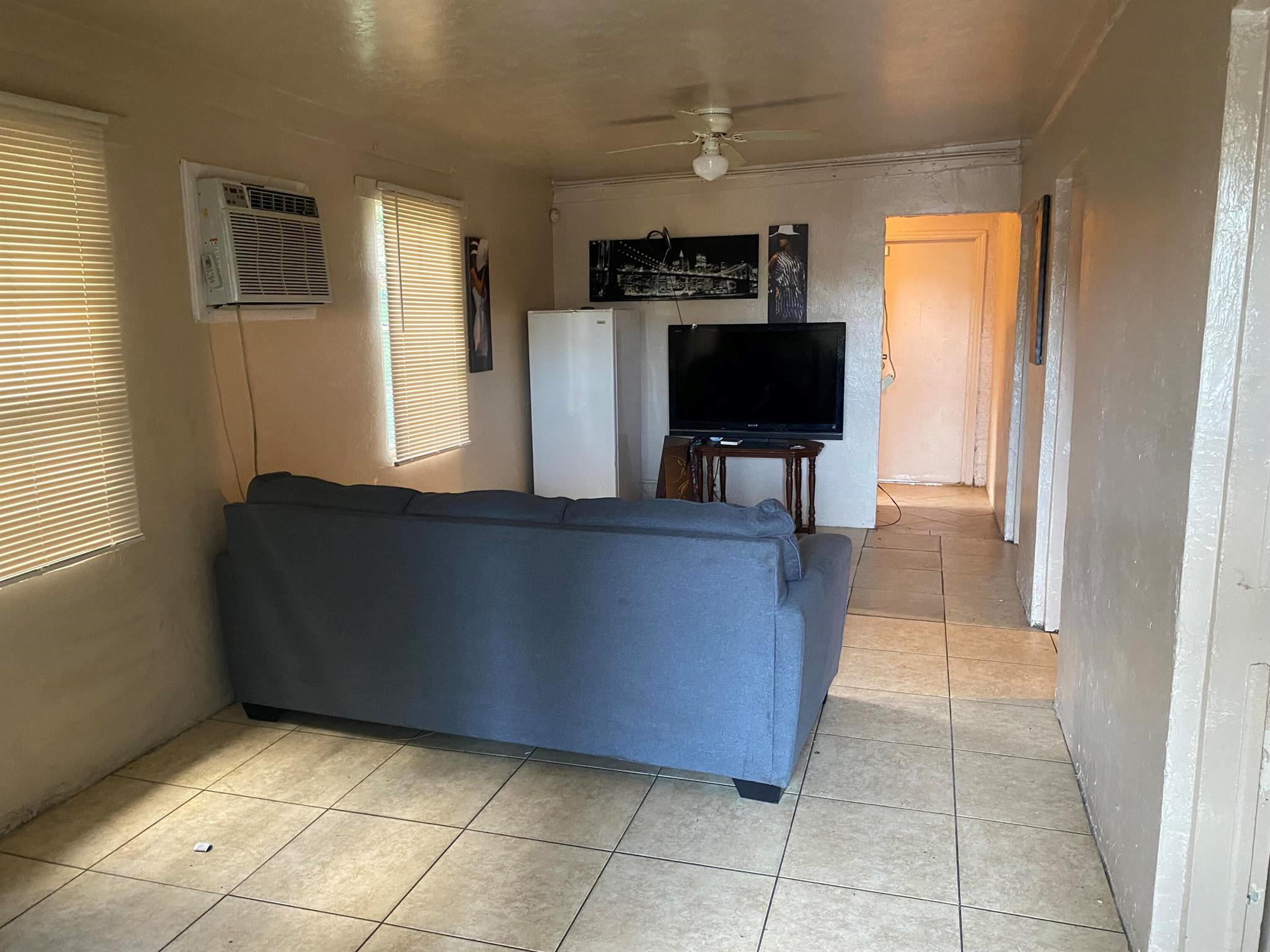 715 NW 7th Avenue