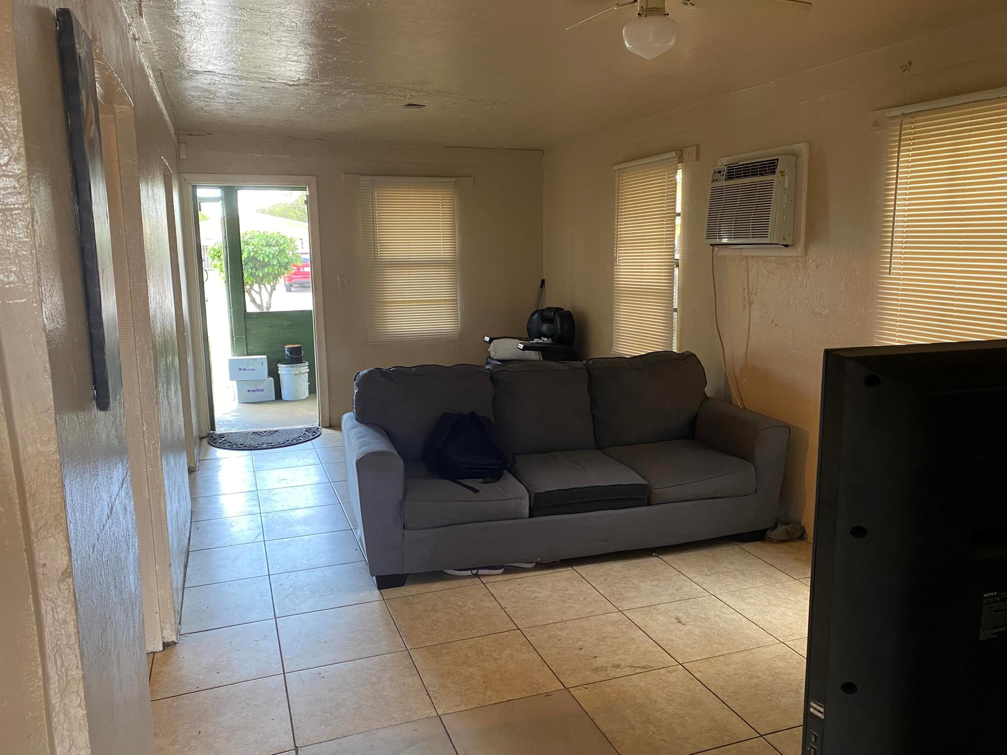 715 NW 7th Avenue