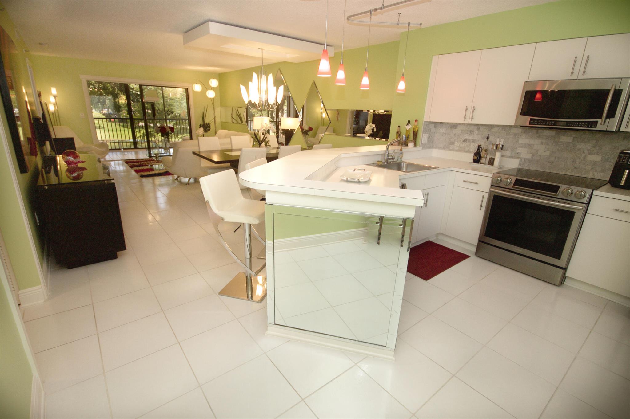 2334 S Cypress Bend Drive Unit: 211