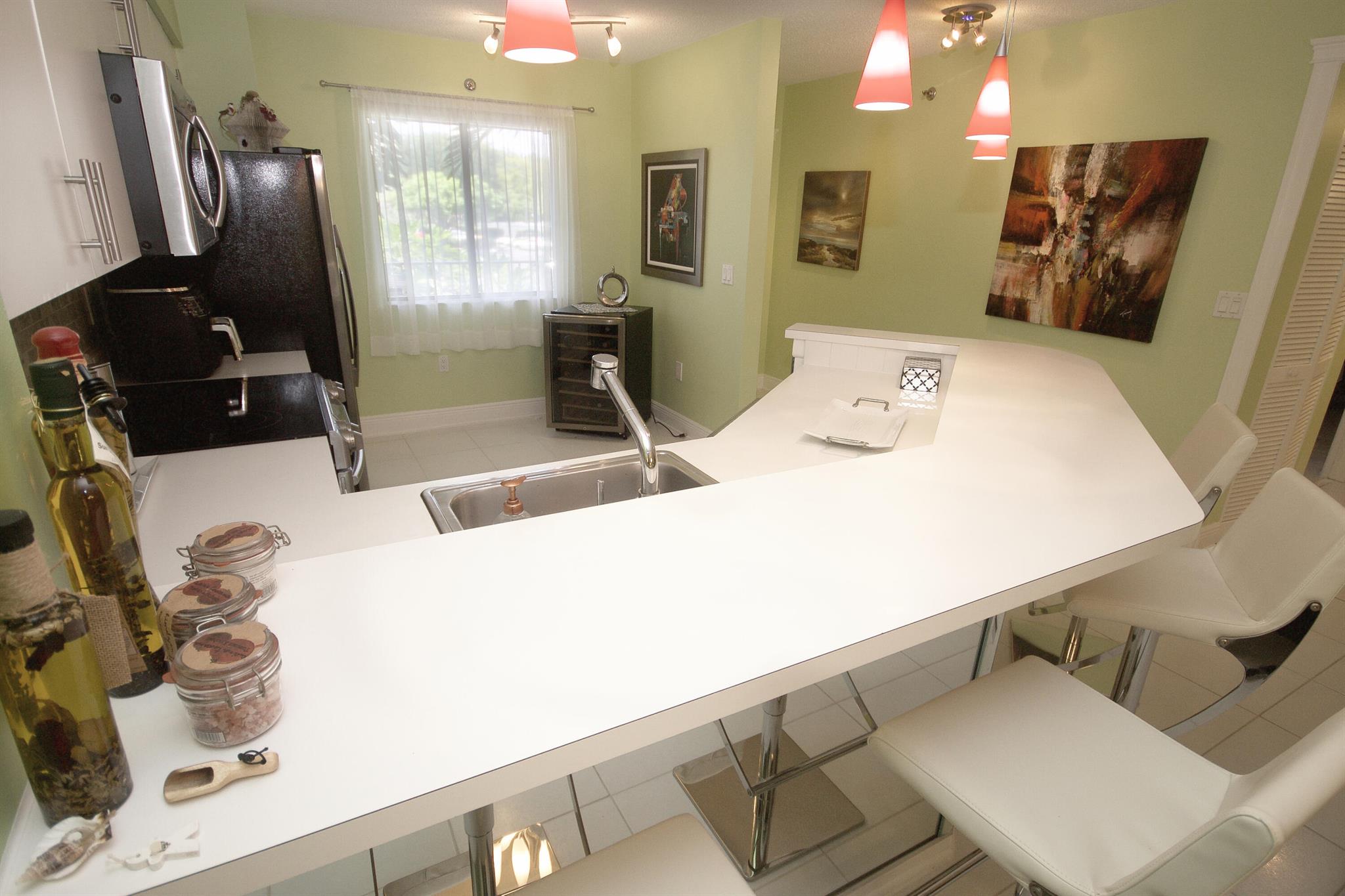 2334 S Cypress Bend Drive Unit: 211