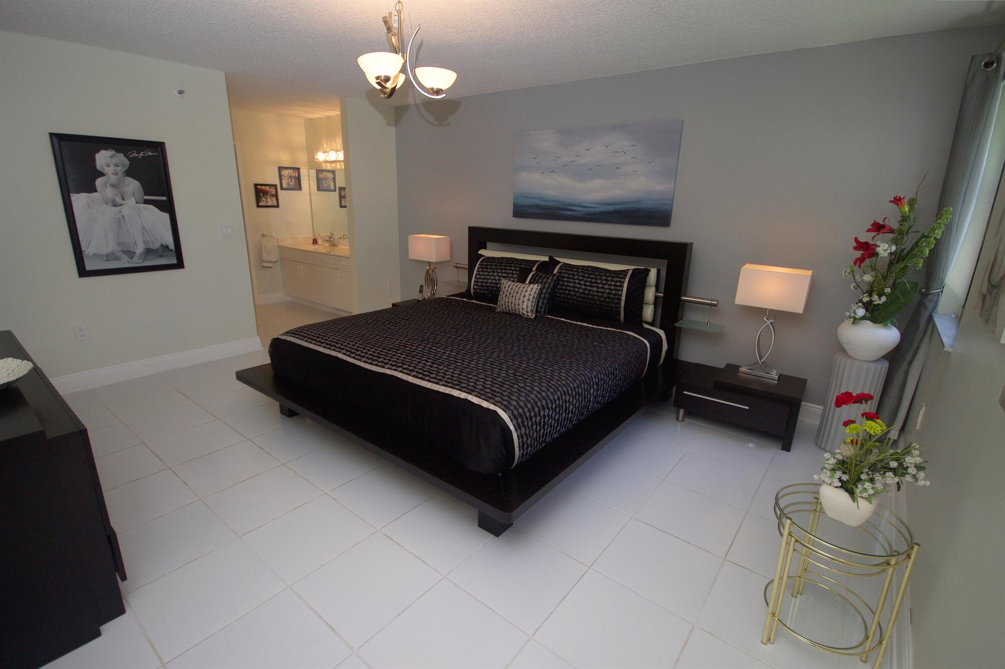 2334 S Cypress Bend Drive Unit: 211
