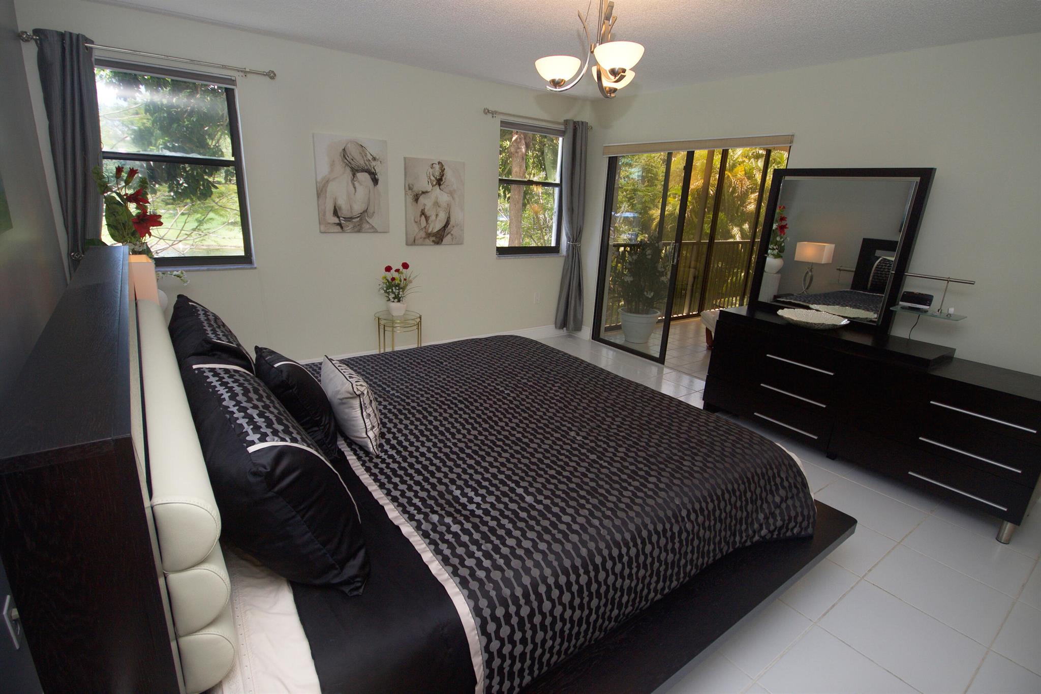 2334 S Cypress Bend Drive Unit: 211