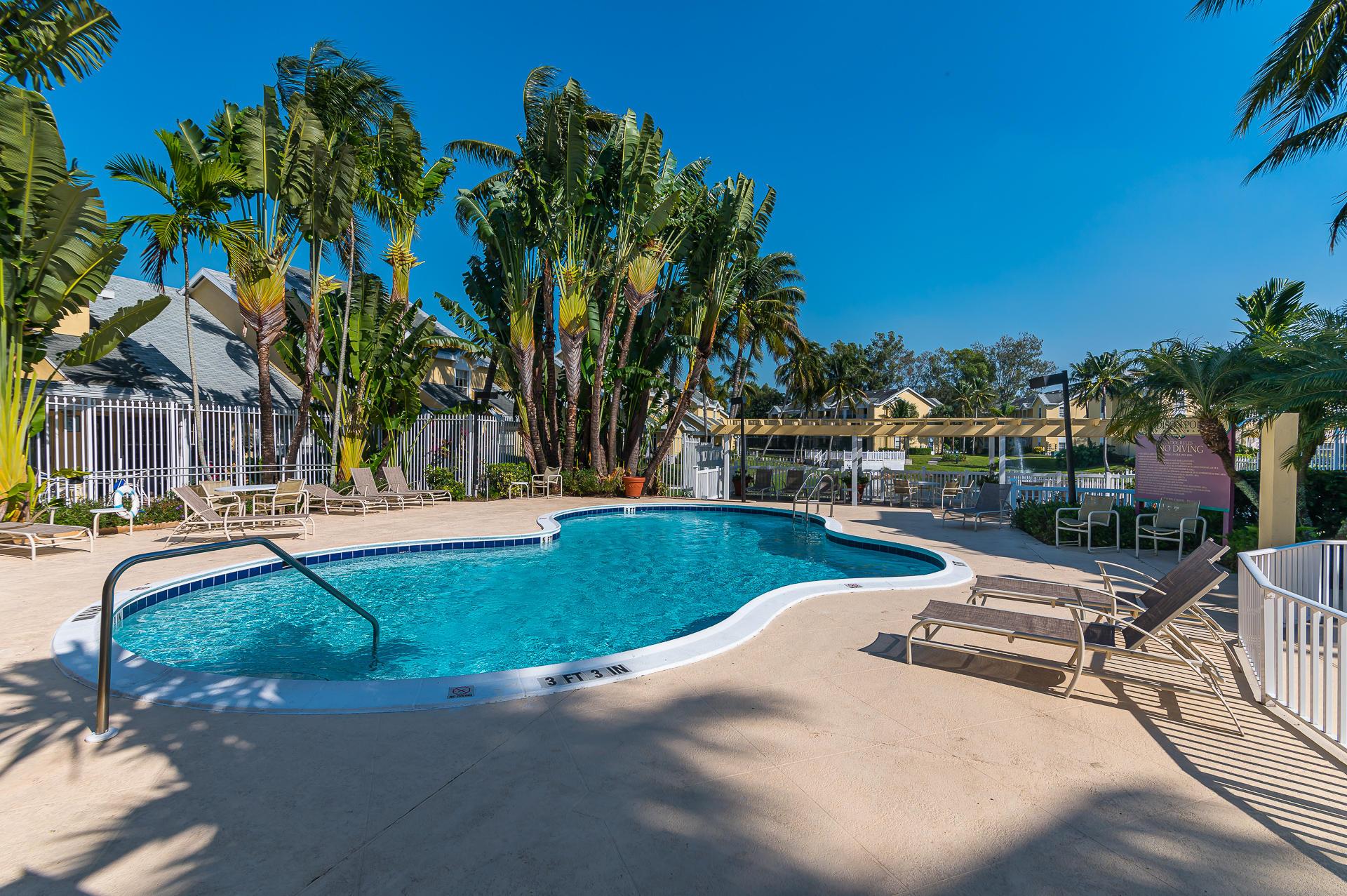 6340 La Costa Drive Unit: F