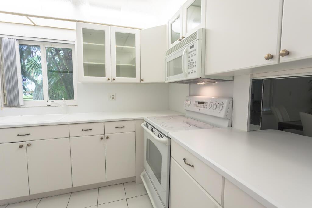 13423 Fishtail Palm Court Unit: A