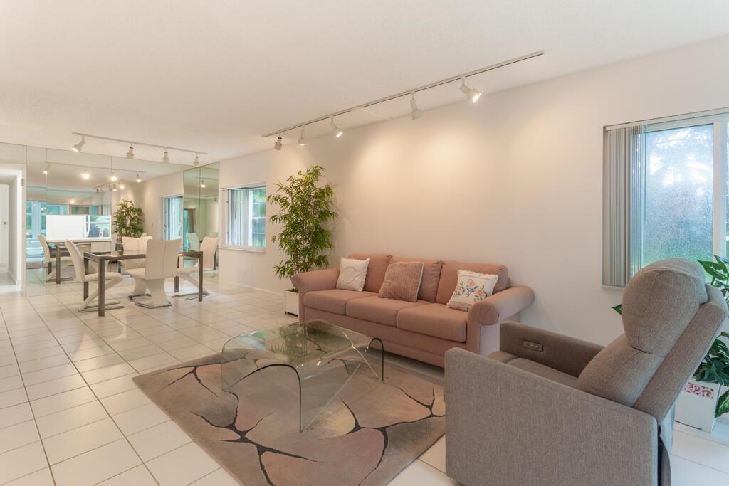 13423 Fishtail Palm Court Unit: A