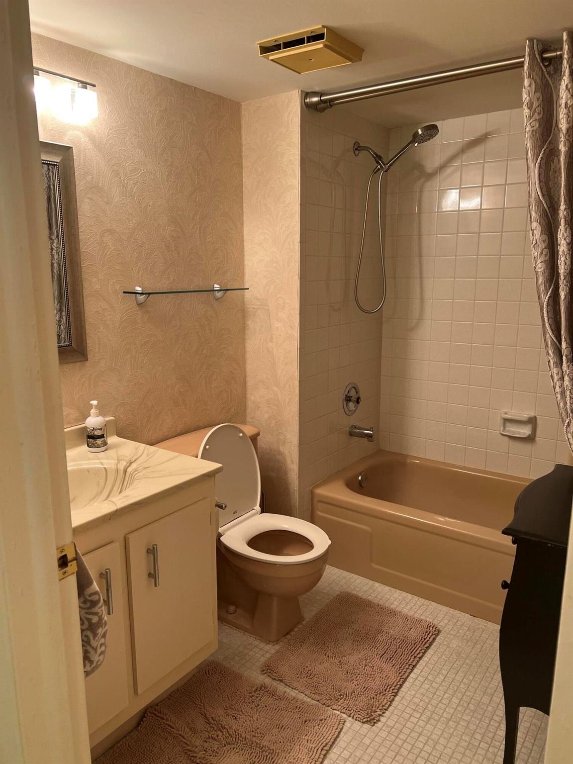 14575 Bonaire Boulevard Unit: 208