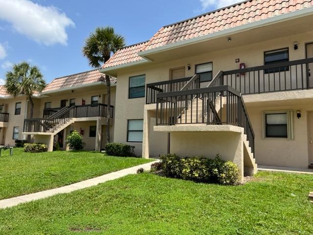 6808 Palmetto Circle S Unit: 206